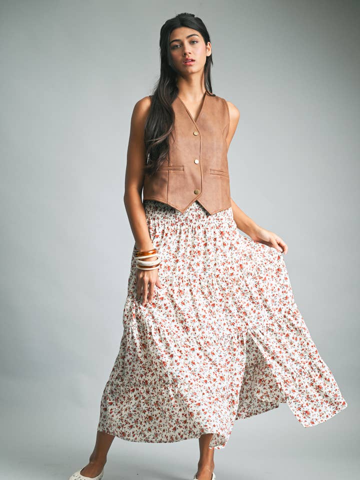 SUEDE BUTTON-UP VEST / WL25-10990 for wholesale by Wishlist Apparel