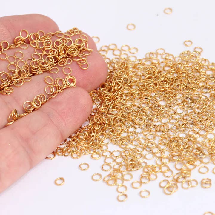 Anneaux de jonction en or brillant 23 Ga 4mm 24k, connecteur en or, CHK496 pour la vente par QueenJewelryM