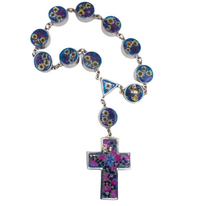 Grand Rosary Beads Väggprydnad med pressade blommor 19" för wholesale av Guadalupe Gifts