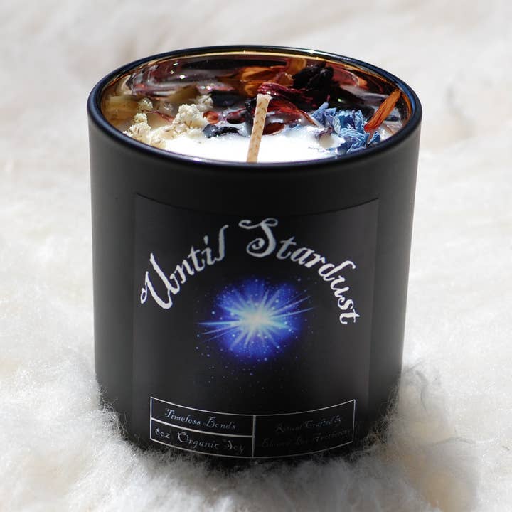 Jusqu'à Stardust - Bougie Magique en Pot pour la vente par Blessed Bee Apothecary