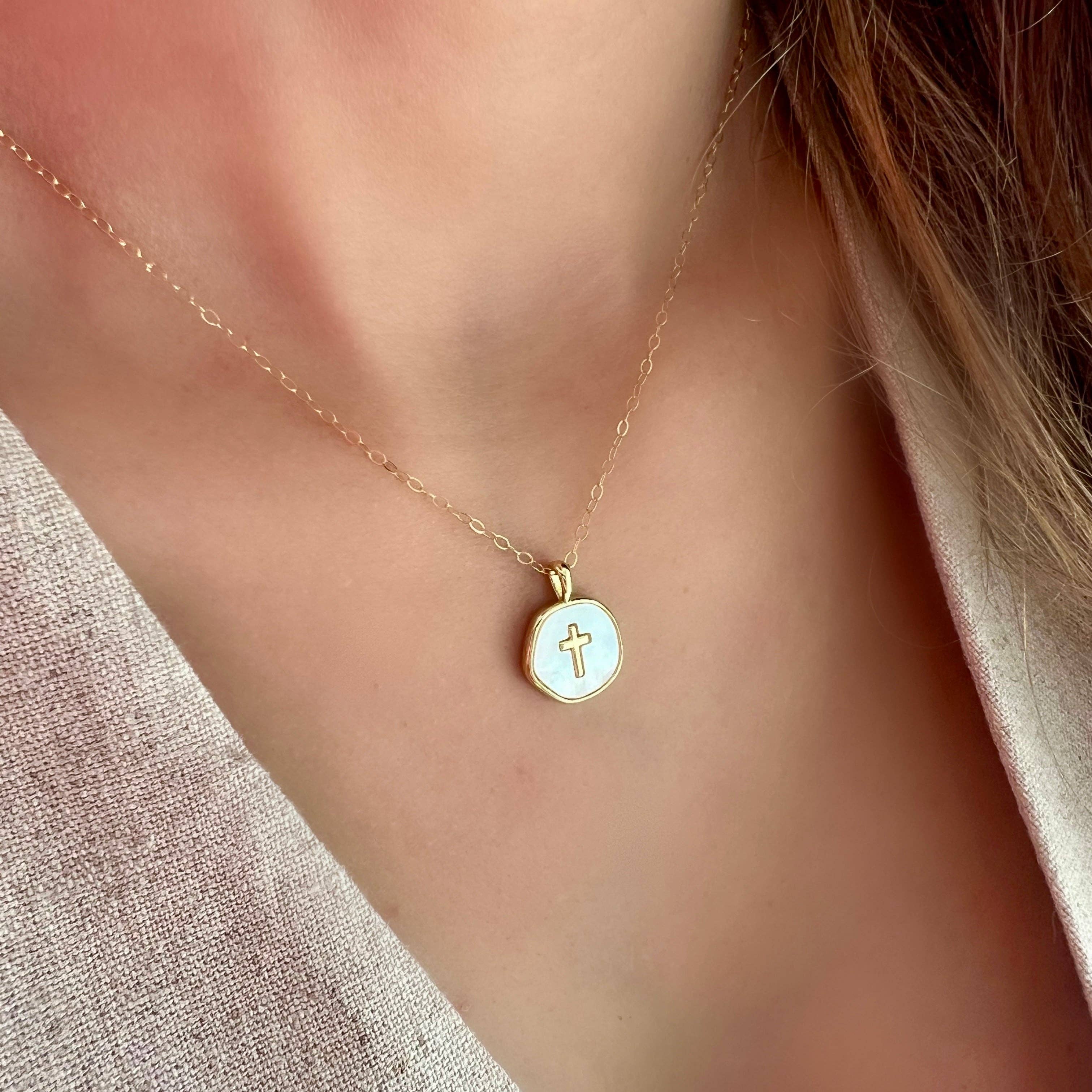 LPL Creations - Venta al por mayor Collares con colgantes/abalorios - Collar Cruz0