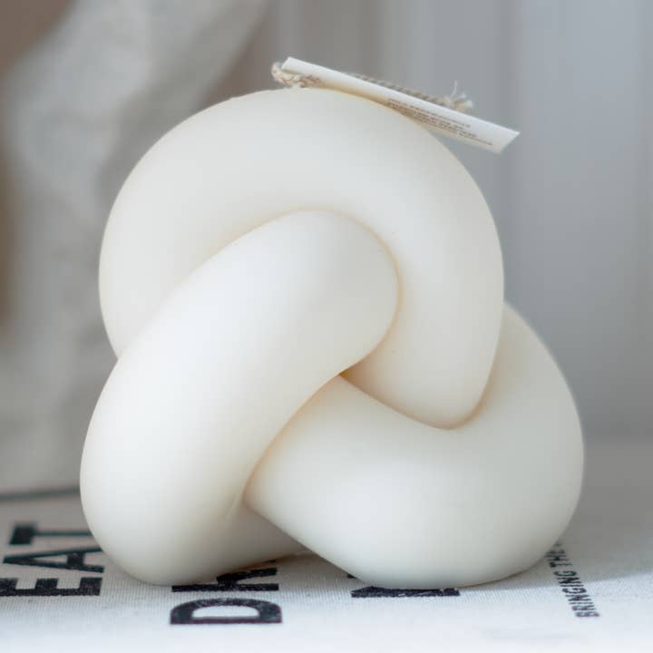 CHLOE Candle - soy wax for wholesale by Studio Firaora