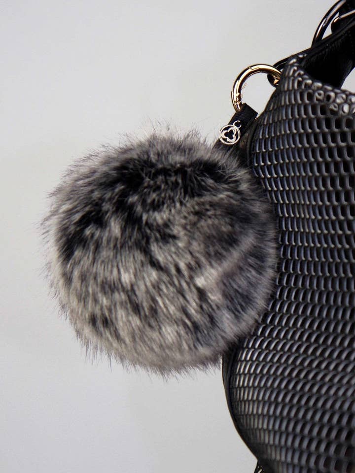 Veganer Pelz Schlüsselbund für den Großhandel von Titika Active