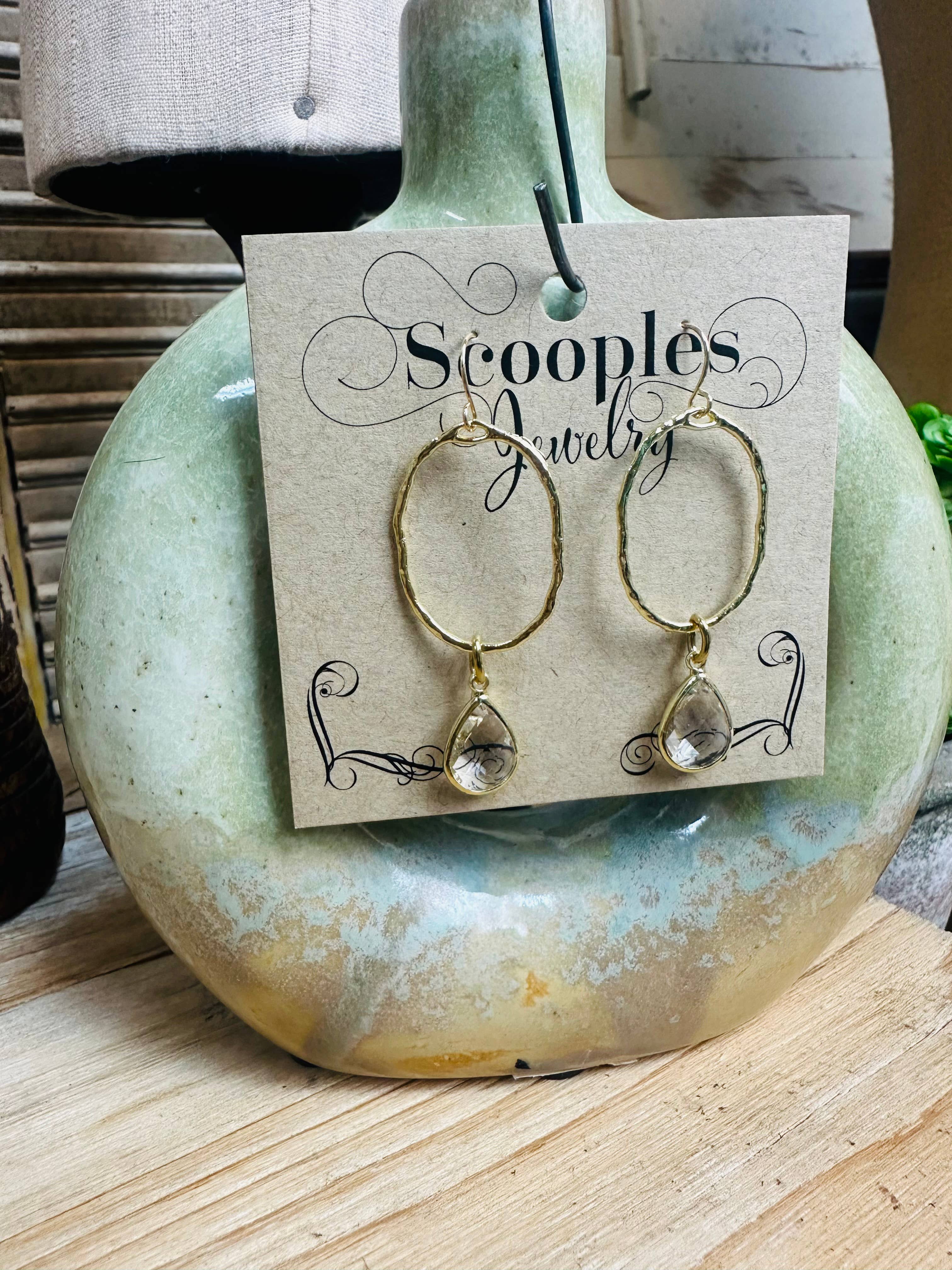 Scooples Jewelry - Venta al por mayor Pendientes de aro - Aro de Cristal Dorado - Oreja2