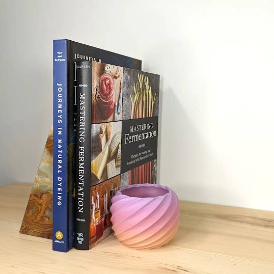 Lark & Anchor - Wholesale Plant Pot - 3D Printed Spiral Planters | Lightweight 2" 4" 6" sizes7