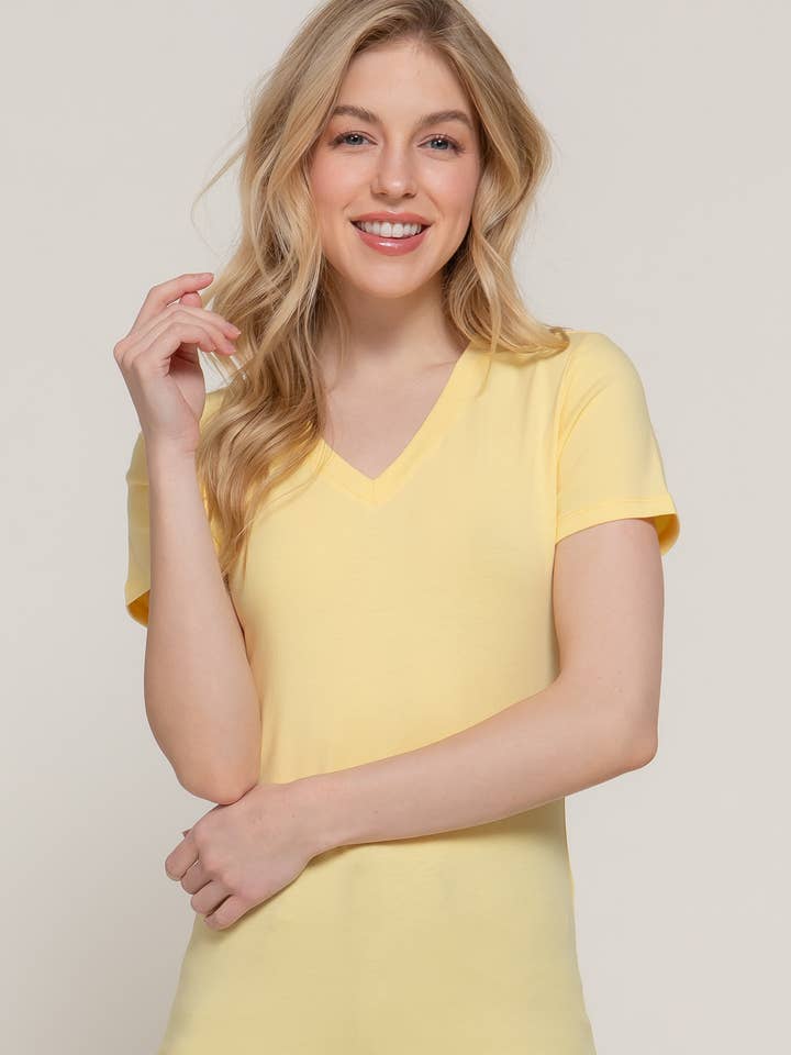 Active Basic | Active USA - Wholesale T-Shirt - Women's - Short Sleeve Cotton Jersey V-neck Top30