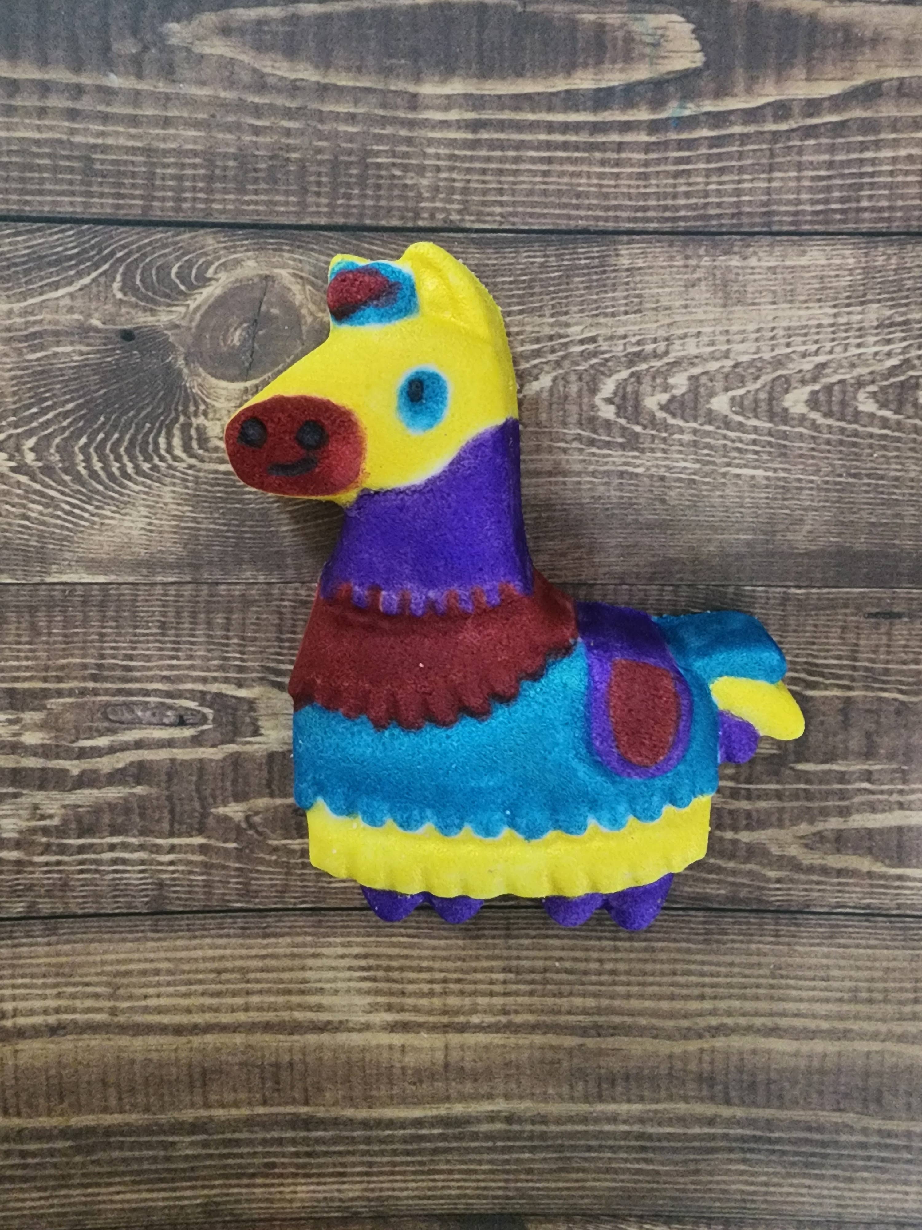 Fizz Bizz - Wholesale Bath Bomb/Fizz - Pinata or Cinco De Mayo Bath Bomb scented in Coconut Lime0