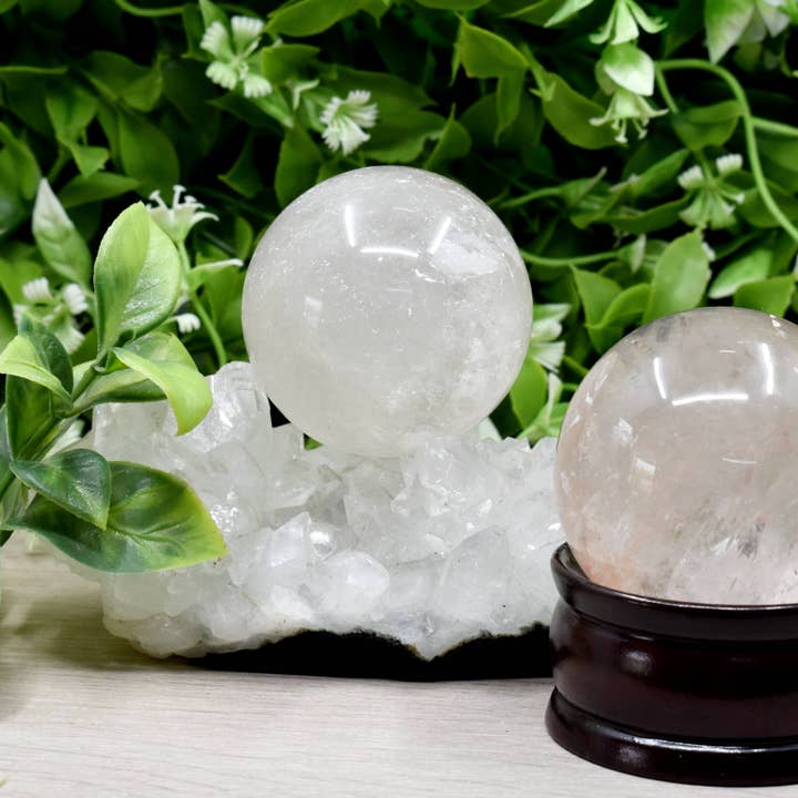 Soothing Crystals - Wholesale Spiritual Stone/Crystal - 1Pc Gemstone Sphere | Crystal Quartz | Healing Crystal Orb4