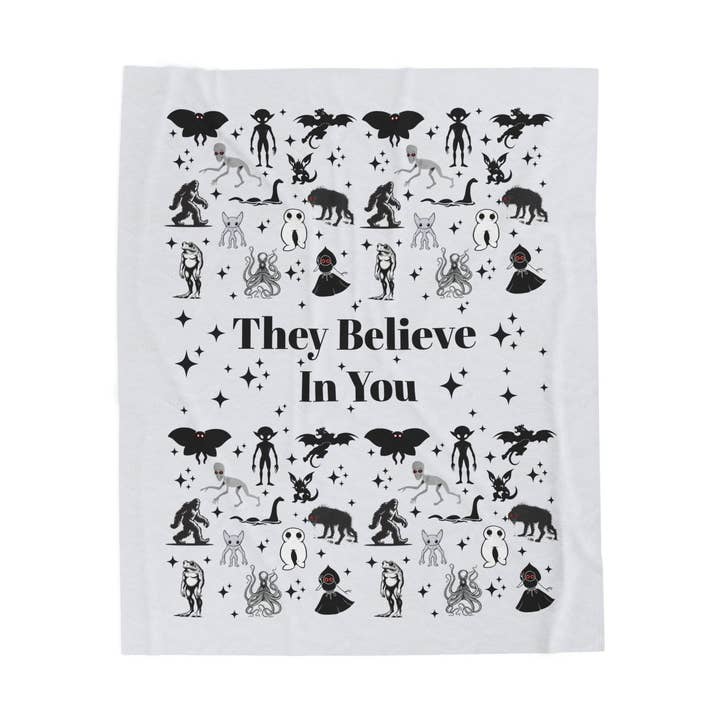 Ils croient en vous couverture en peluche veloutée Cryptid pour la vente par Itsy Bitsy Cryptids