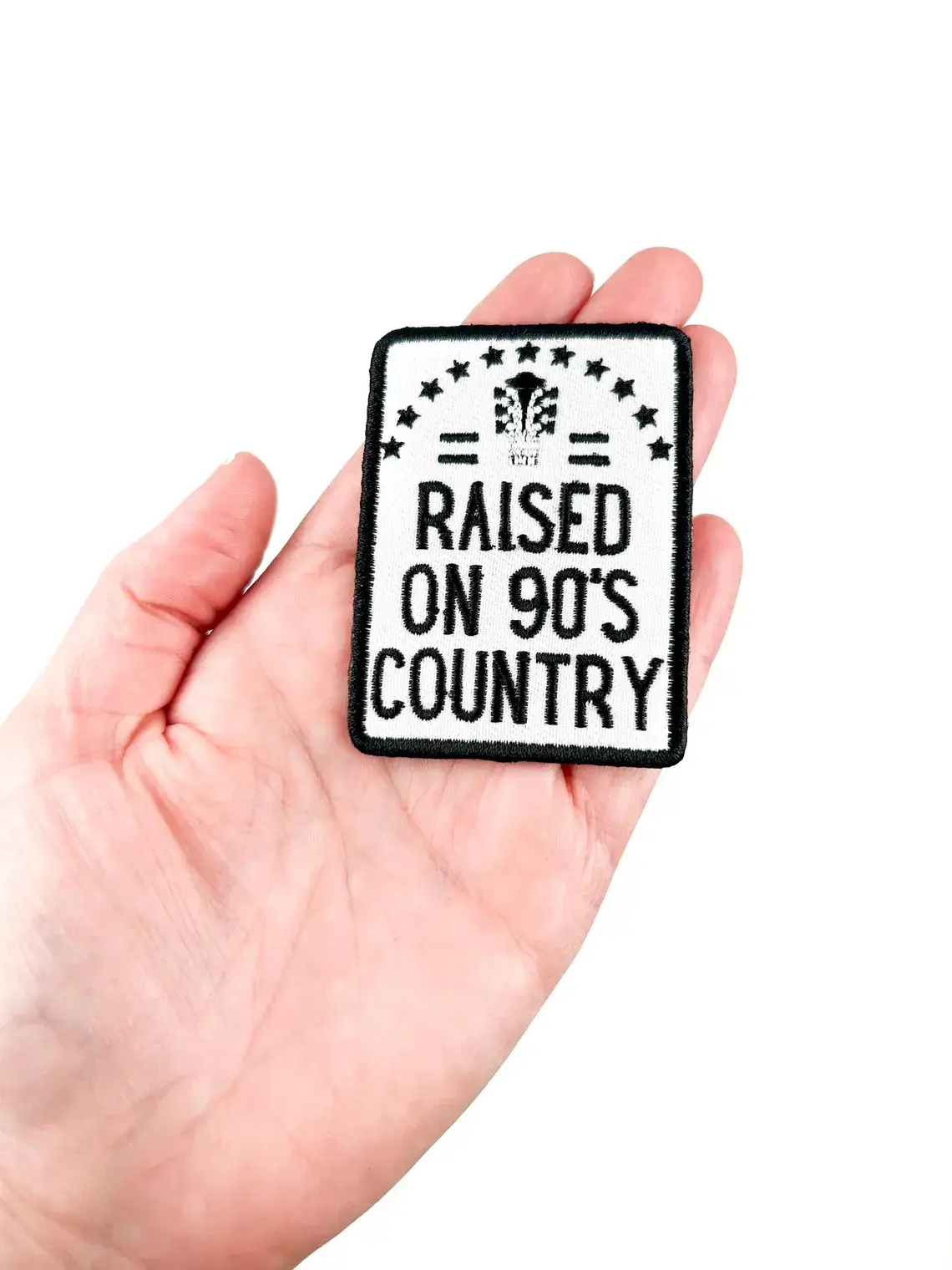 Field Trip Threads – Engroshandel Patch – Sort hævet på 90'ernes Country Iron On Patch, Trucker Hat Bar2