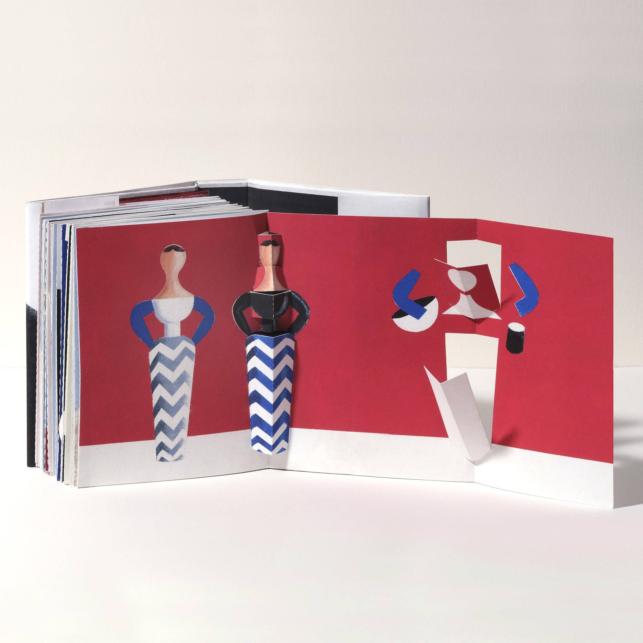 Ameico UK Ltd - Wholesale Display Book - Gérard Lo Monaco - Jeux D'enfance Leporello Pop-Up Book6