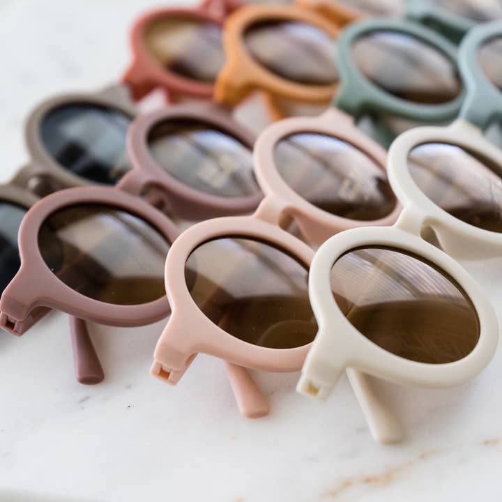 Babeehive Goods - Wholesale Sunglasses - Kids - Toddler & Kid Retro Sunglasses