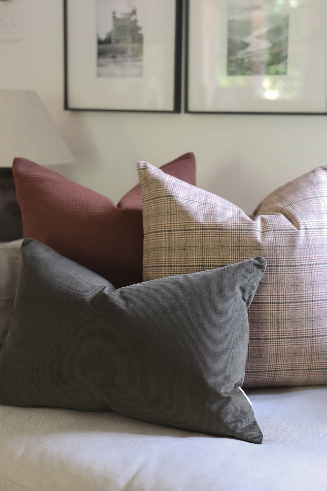 Rug & Weave - Wholesale Throw/Decorative Pillow - FIONA Pillow7