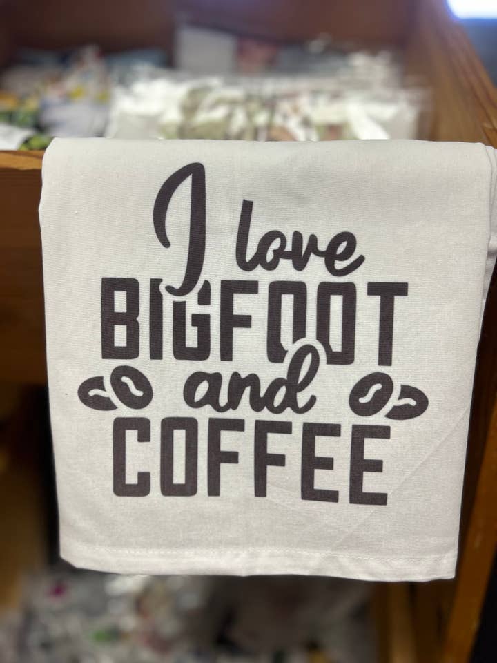 J'adore Bigfoot et le café pour la vente par DejaVu and New