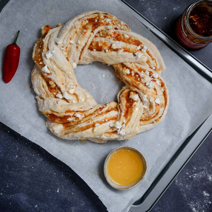 True Origin Foods – wholesale Bread mix – Chilli & Garlic Beer Bread (450g)7