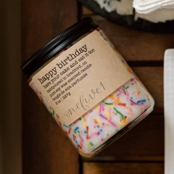 vela de soja de feliz cumpleaños, idea de regalo de cumpleaños y otras tendencias de Resultados para nombre panaderia al por mayor. Devoluciones gratuitas y condiciones de pago a 60 días en Faire en Faire.