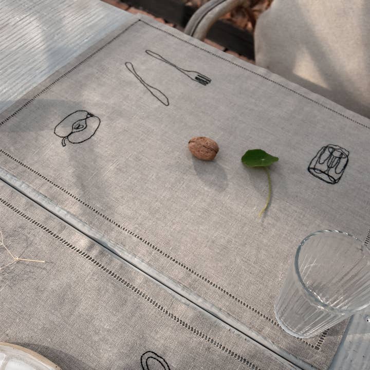 À bientôt - Vendita all'ingrosso Tovagliette - Tovaglietta in lino biologico Petit Dej nera6