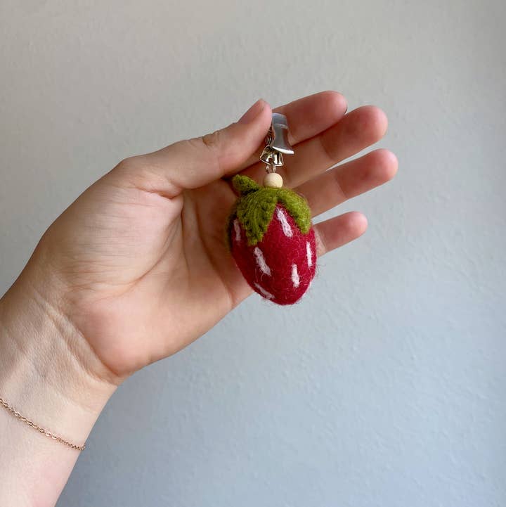 Lost Vly - Wholesale Car Freshener - Unisex - Strawberry Reusable Oil Diffuser0