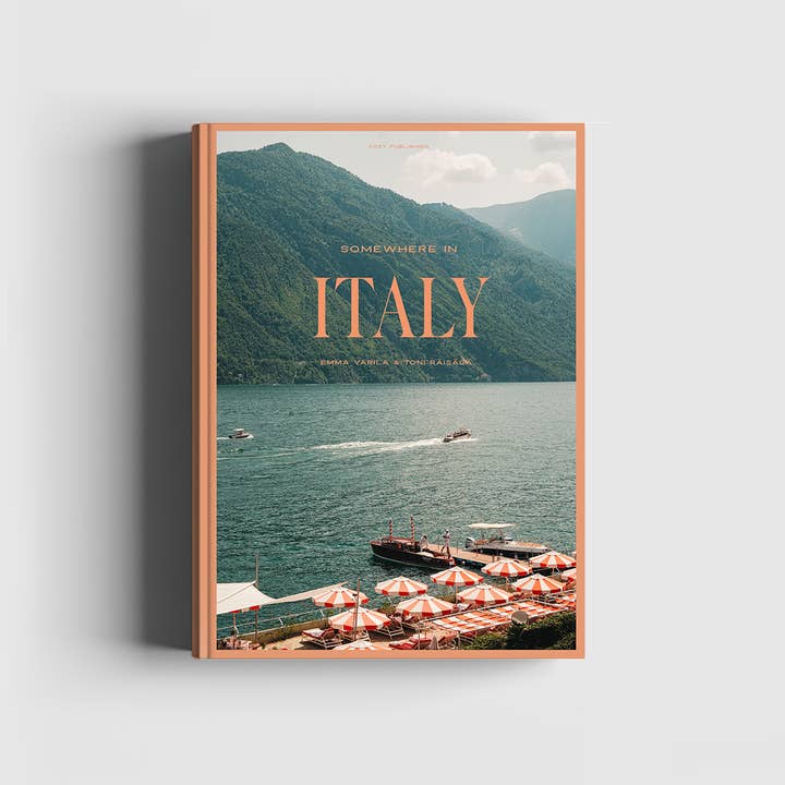 Cozy Publishing - Wholesale Book - Adult - Travel Guide: Somewhere in Italy