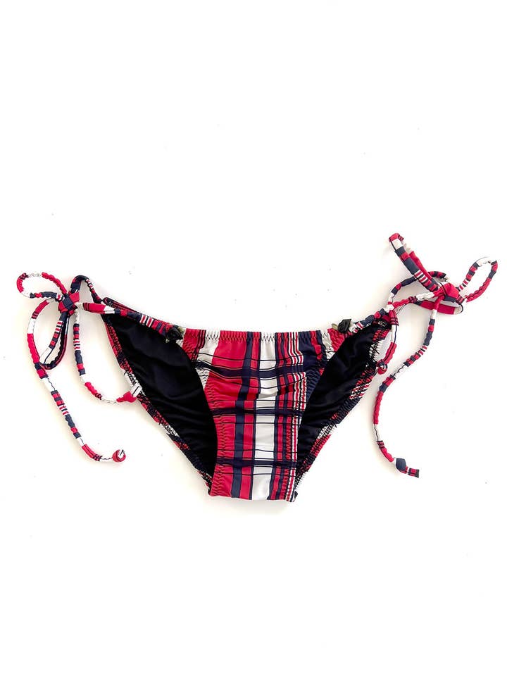 En Heroes We Trust x Clare Bare Bas de Bikini à Ficelles Eventide en Carreaux pour la vente par Clare Bare