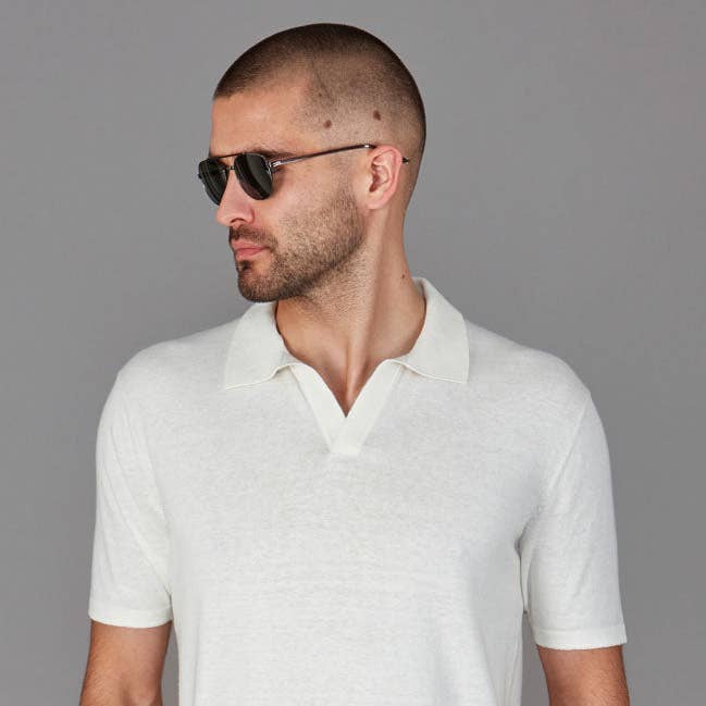 Polo sans boutons en coton ultra fin pour homme pour la vente par Paul James Knitwear