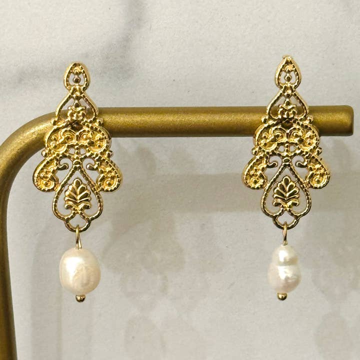 Cassette Barcelona - Wholesale Dangle Earrings - Elion Ethnic Motiff Dangle Earrings 0