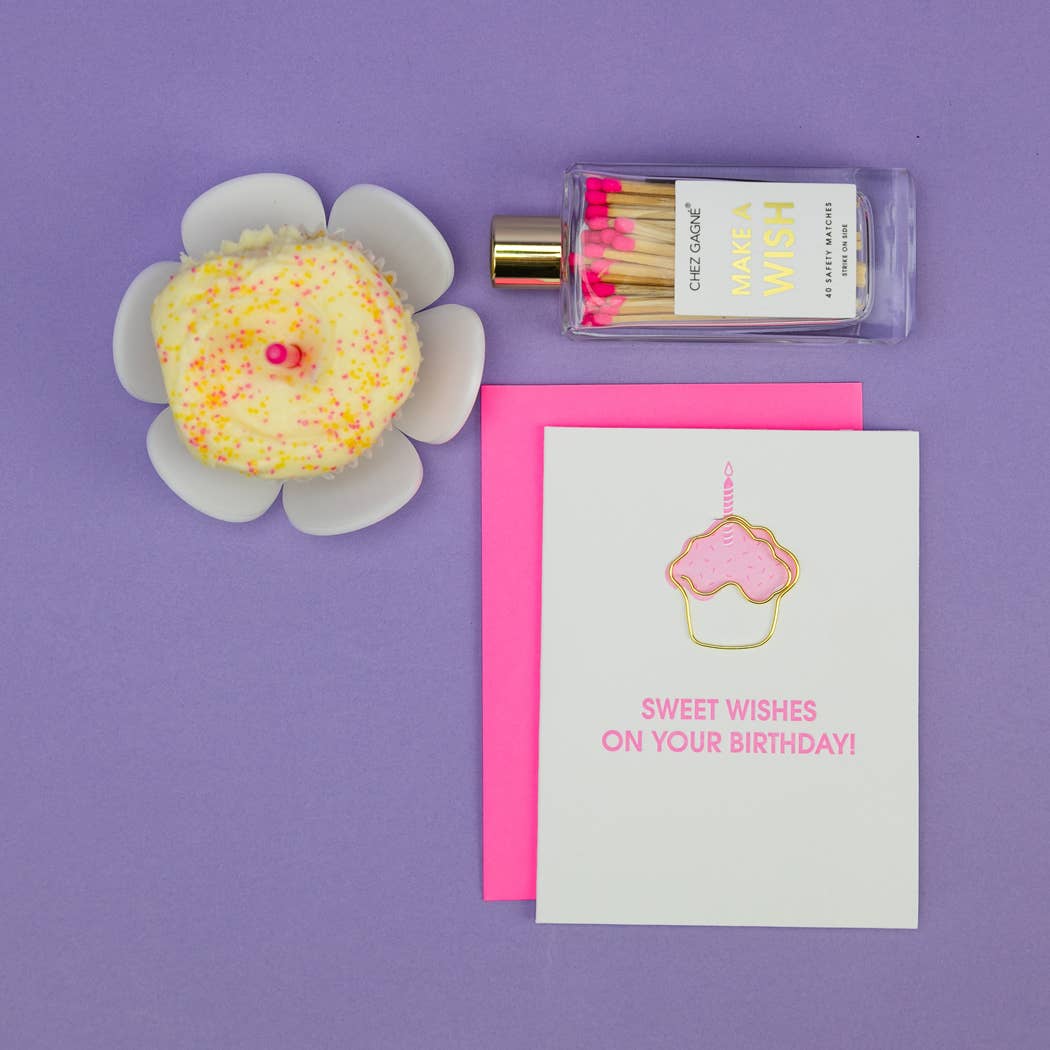 Chez Gagné - Wholesale Everyday Greeting Card - Sweet Wishes On Your Birthday - Birthday - Cupcake Paperclip Card1