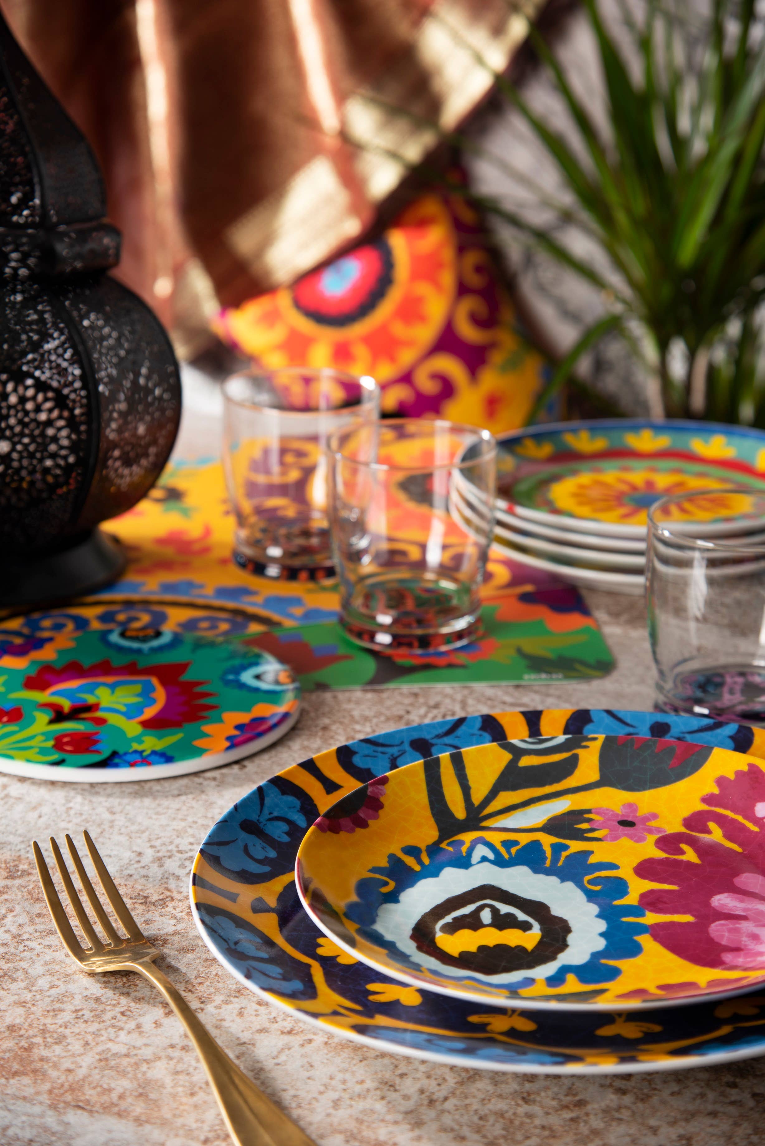 multicolour 18-Piece New Delhi Dinnerware Set for wholesale on Faire9