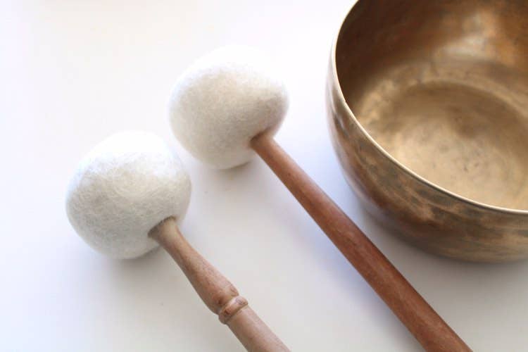 Tika - Wholesale Meditation Supplies - White Felt Mallet1