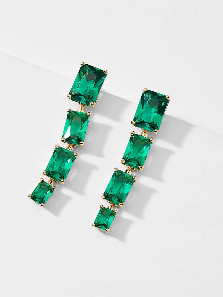 SMARAGDINSELGRÜNE LINEARE OHRRINGE für den Großhandel von NADRI