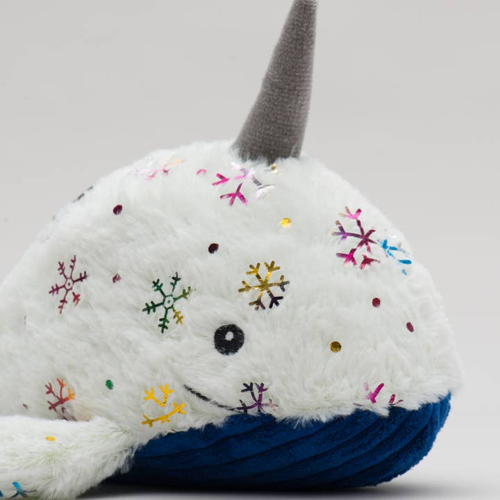 HuggleGroup – wholesale Pet plush toy – Dog – Nellie Narwhal Knottie® Plush Dog Toy