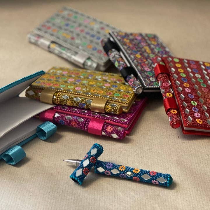 Magnifique Hearts - Wholesale Journal/Diary - Handmade Beaded Journal & Pen Set – Assorted Colors, 3x5 in