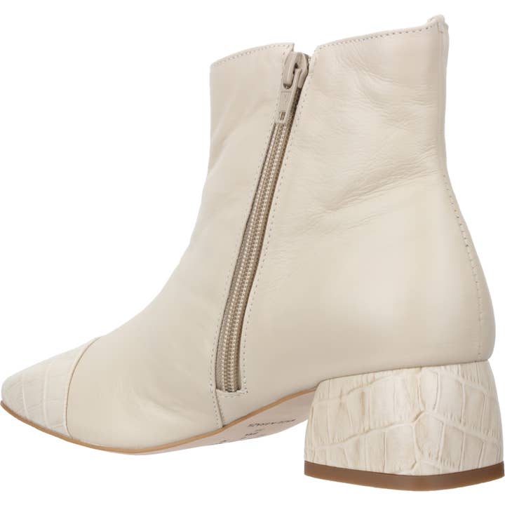 Bruno Menegatti - Wholesale Booties - Women's - *ALMOST GONE* Leather Bootie Vanilla 56196