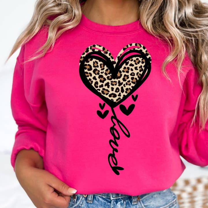 Sweat-shirt Saint-Valentin Cœur Léopard Amour pour la vente par The Shirt Company
