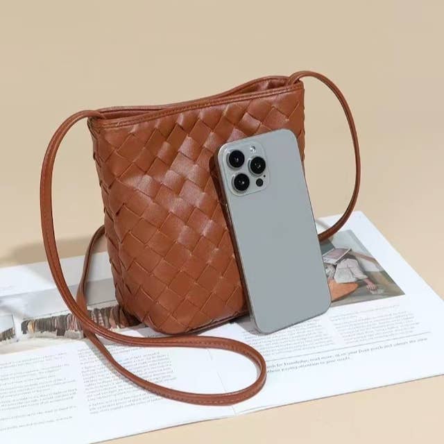 Pretty Persuasions - Wholesale Crossbody Bag - Women's - P25024 Woven Shoulder/Crossbody Bag6