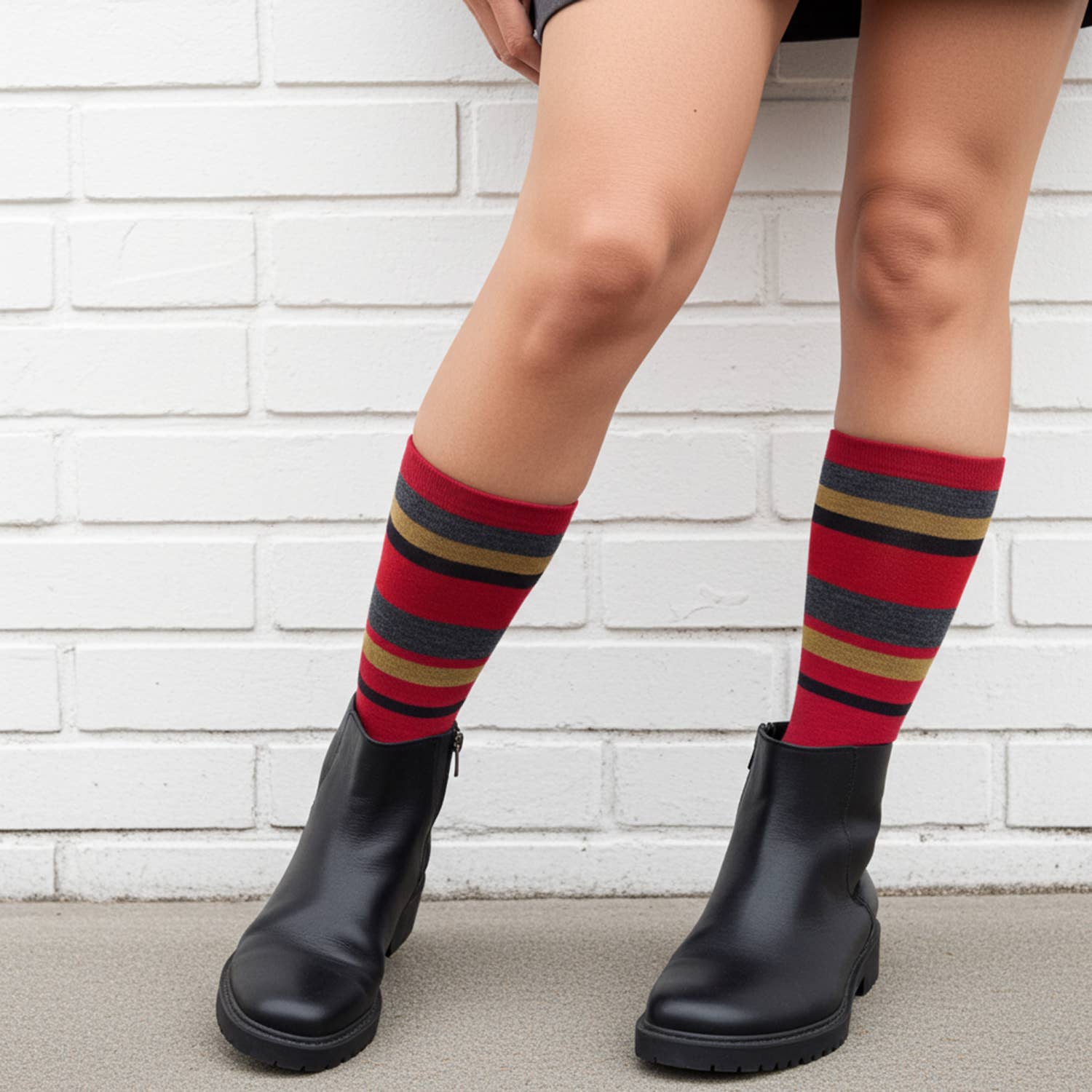 Shupaca Alpaca - Wholesale Socks - Unisex - Alpaca Socks - Linea - Crimson5