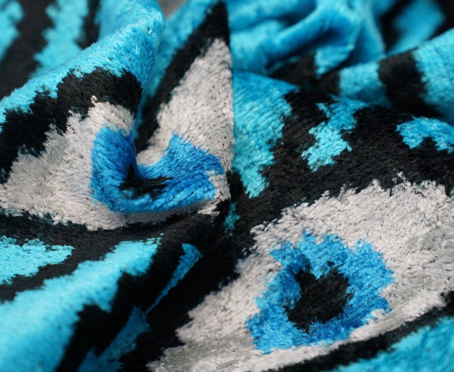 Canvello - Wholesale Throw/Decorative Pillow - Canvello Handmade Luxury Handmade Velvet Silk Evil Eye Throw Pillow With Down Insert10