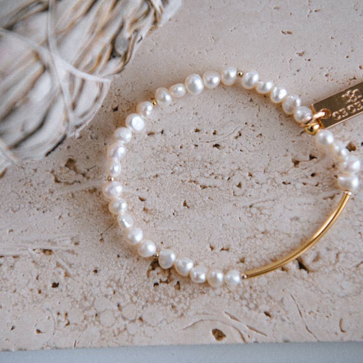 Cecelia Designs Jewelry - Wholesale Beaded Bracelet - Elegant Pearl Beaded Bracelet