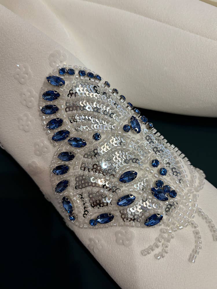 Negro Conjunto de traje de diamante con mariposa 3D hecha a mano SY402 de venta al por mayor en Faire14