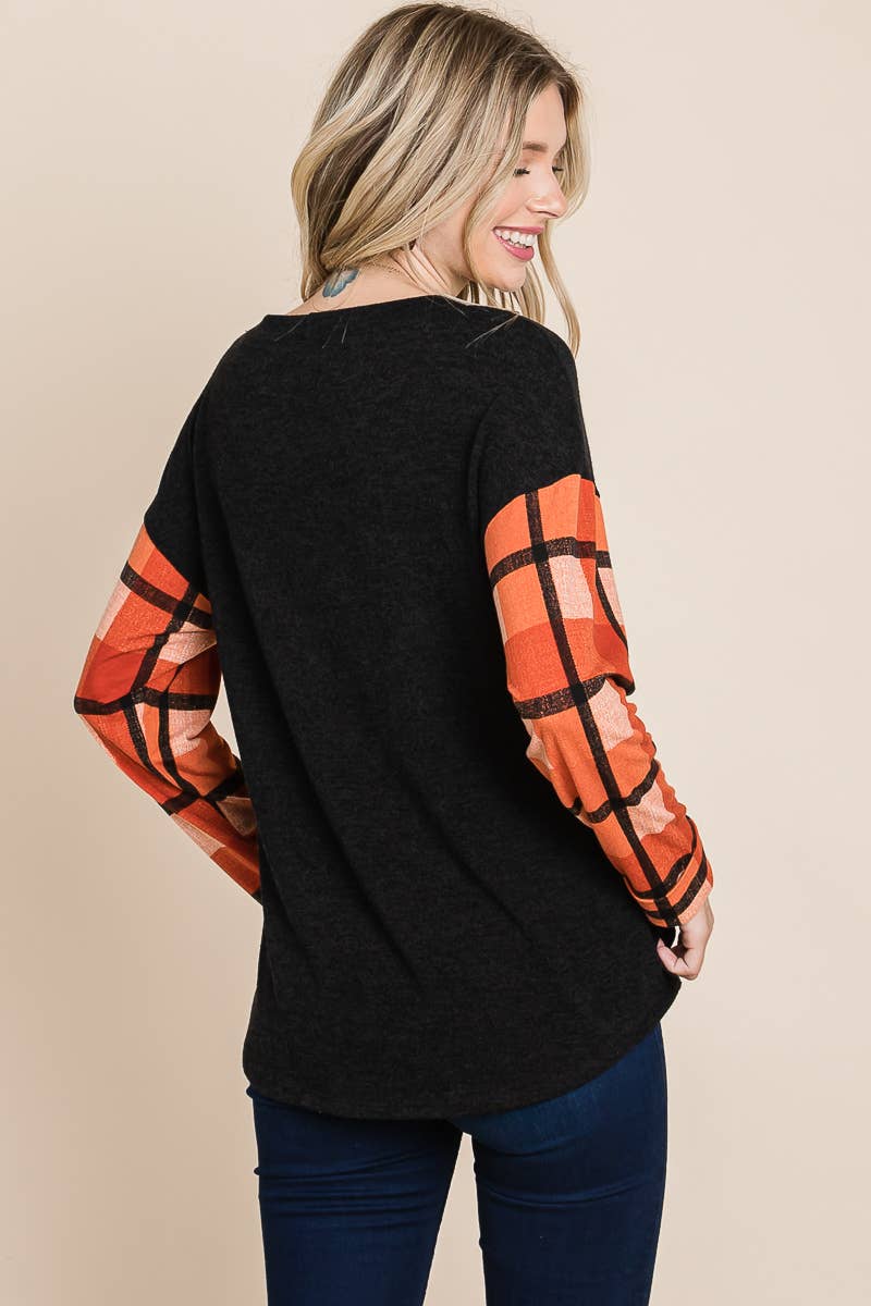 Emerald Collection – wholesale Knit top – Women's – ETK-8593-PL Plus Size Plaid Printed Sleeves Top6