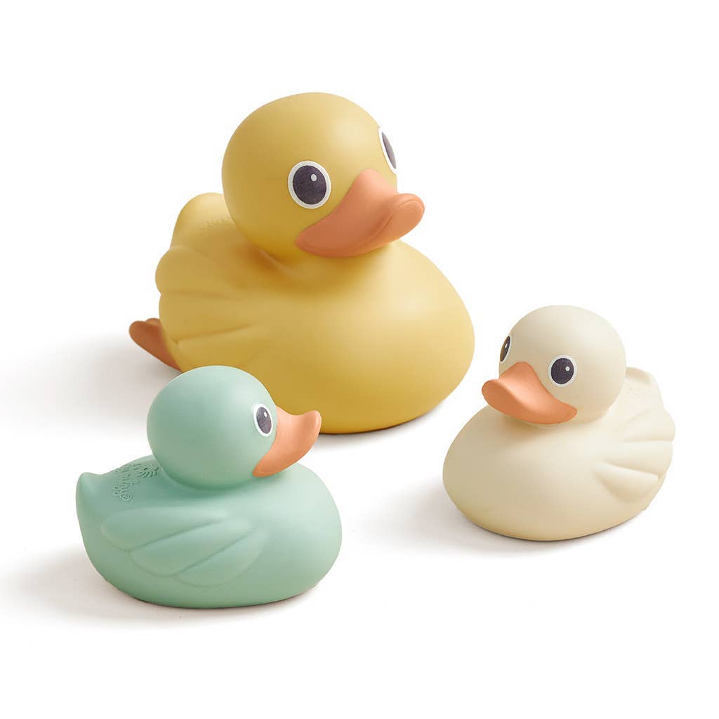 Itzy Ritzy Canada - Wholesale Bath Toy - Baby - Itzy Ducky Family™ - Bath + Water Table Toys1
