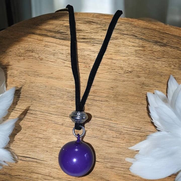 Magic Moon - Wholesale Meditation Supplies - Zamak Enamelled Angel Caller – Celestial Connection1