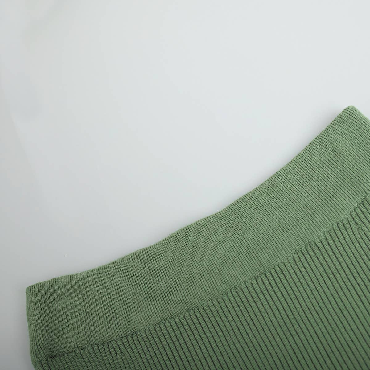 Rosa Clothing - Wholesale Top & Skirt Set - Women's - Polo Collar Loose Pullover Knit Sweater Skirt Set1