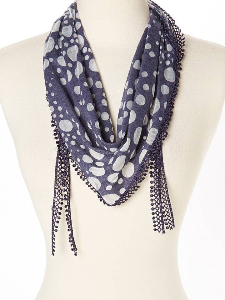 Kleines Dreieck-Spitzenschal (SP66N) für den Großhandel von J & X