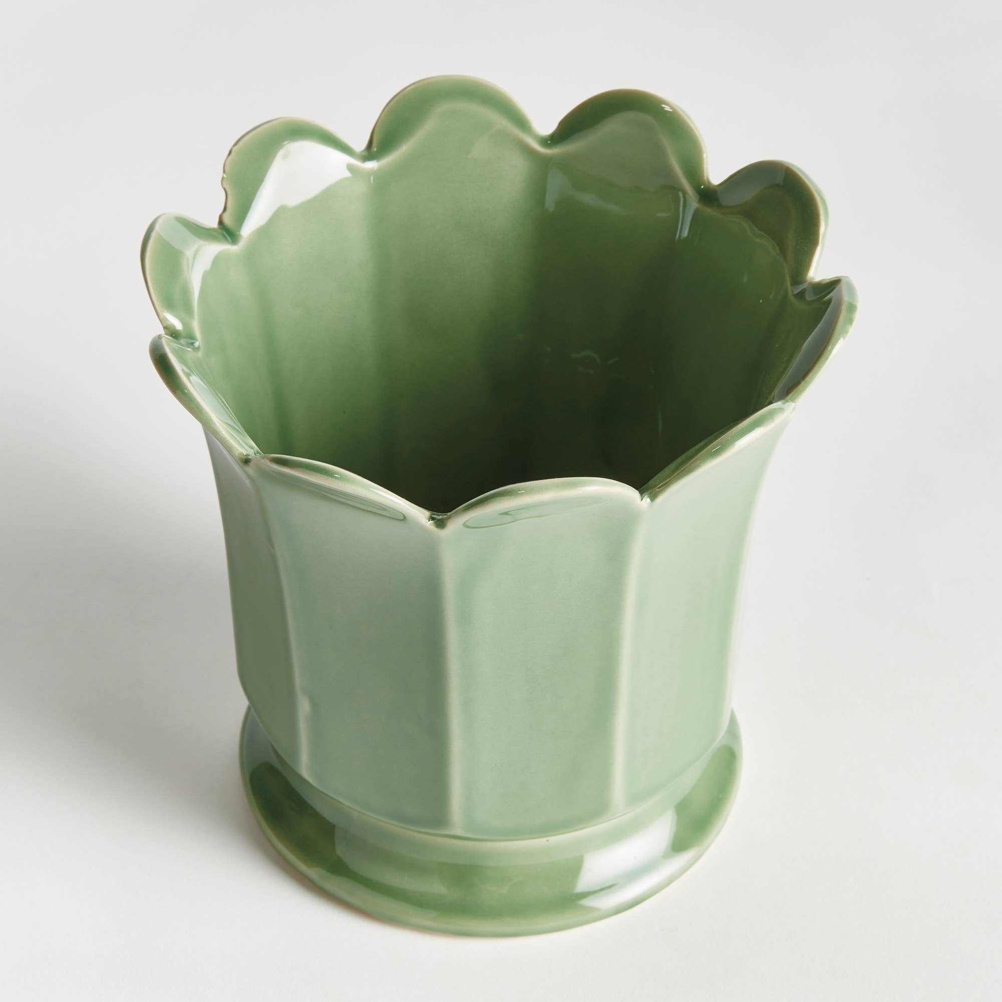 Napa Home & Garden - Wholesale Plant Pot - Maline Footed Pot Large, Green1