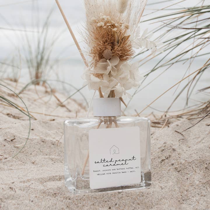 Floral Reed Diffuser for wholesale by Caslie + Co