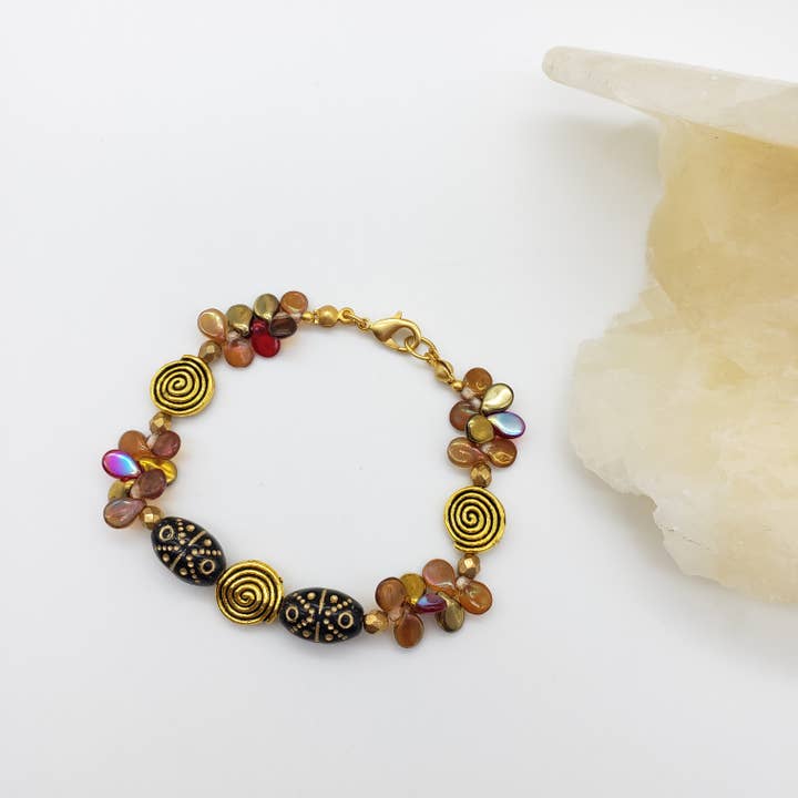 Discoveries, Inc. - Wholesale Beaded Bracelet - Klimt Inspired Gold Spiral Bracelet