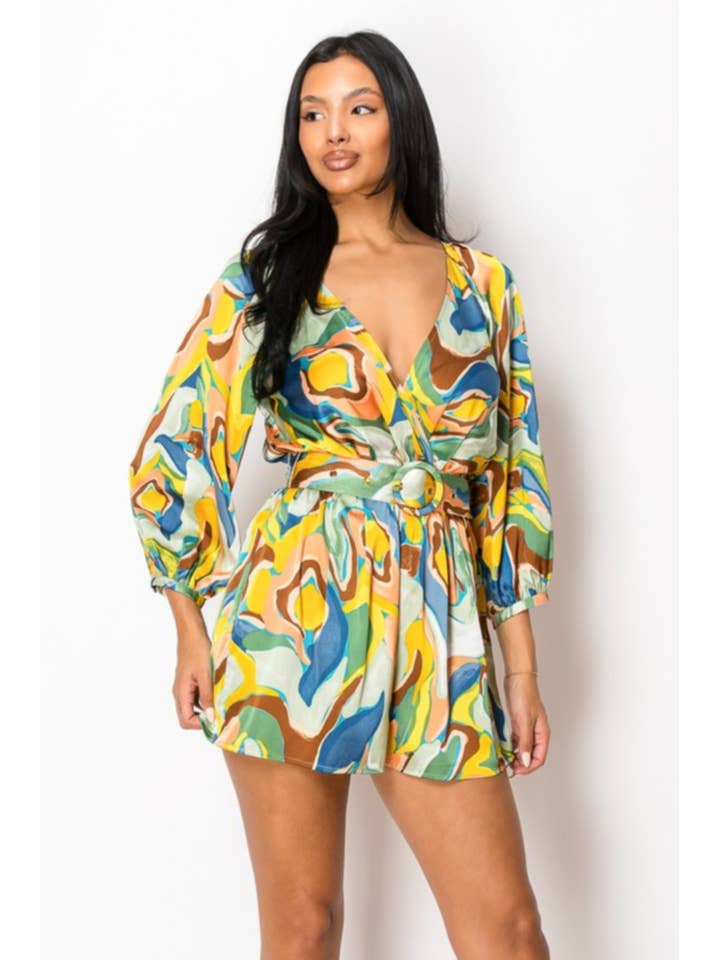 3374-Tuta corta in raso a stampa multicolore con maniche a 3/4, scollo a V profondo e cintura per la vendita all'ingrosso da parte di JBLA FASHION