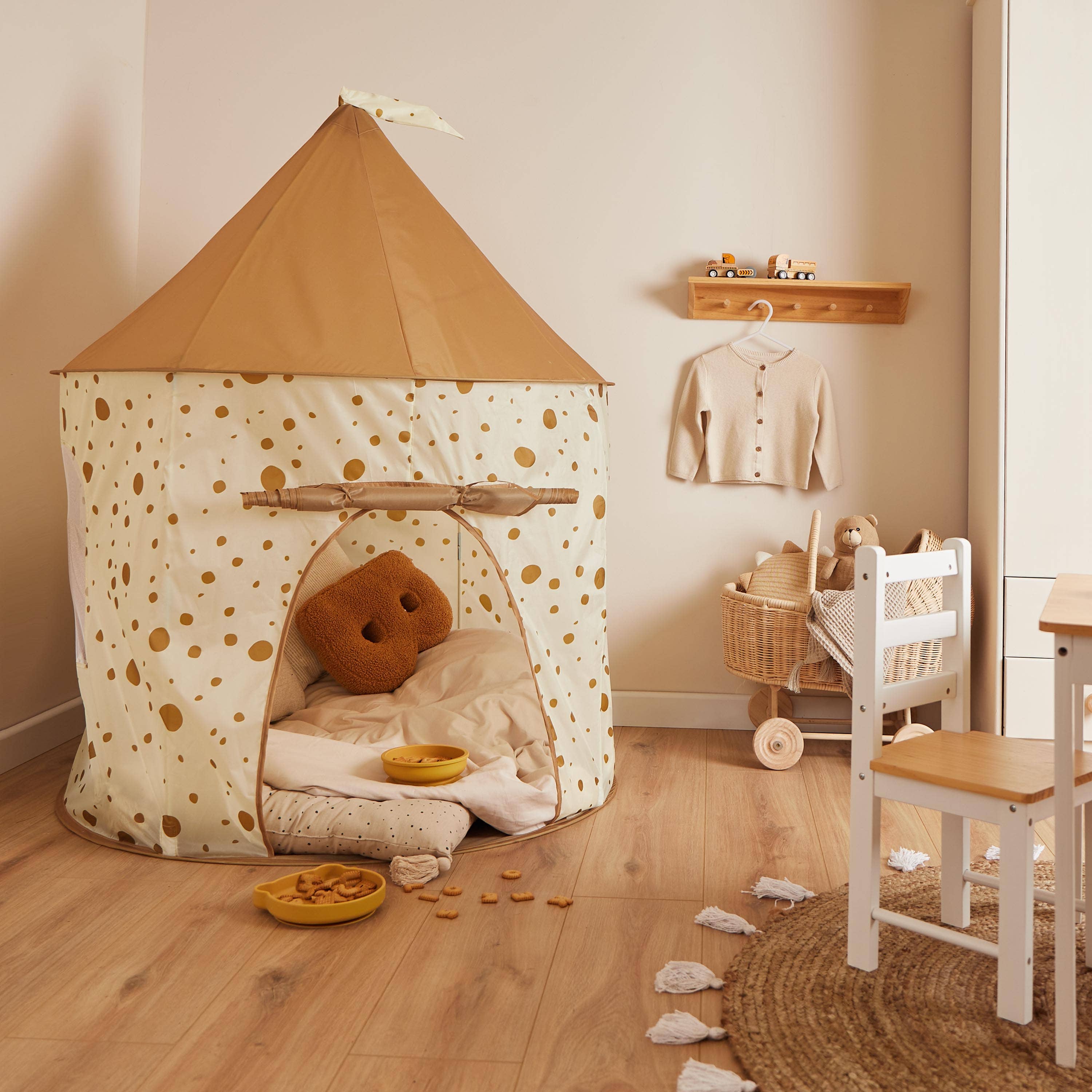 Bieco Spielwaren - Wholesale Tent - Kids - Pop up play tent Dots5