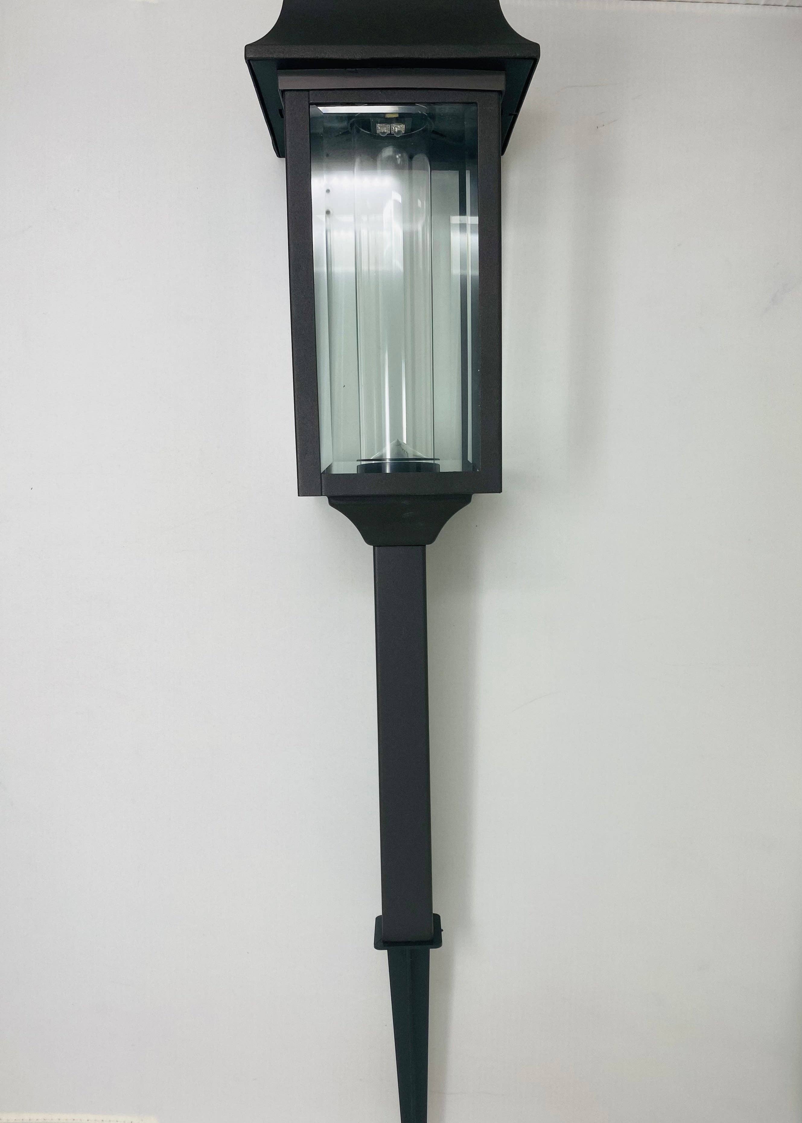 Bronze High-End SmartYard Tall Solar Lights Square 40 Lumen -Set of 6 for wholesale on Faire1